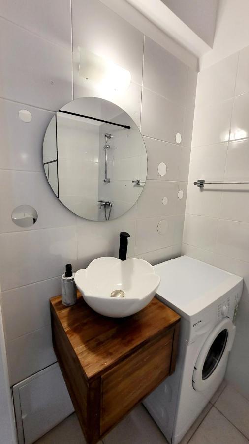 Victoriei Central Studio Apartment Bucureşti Ngoại thất bức ảnh